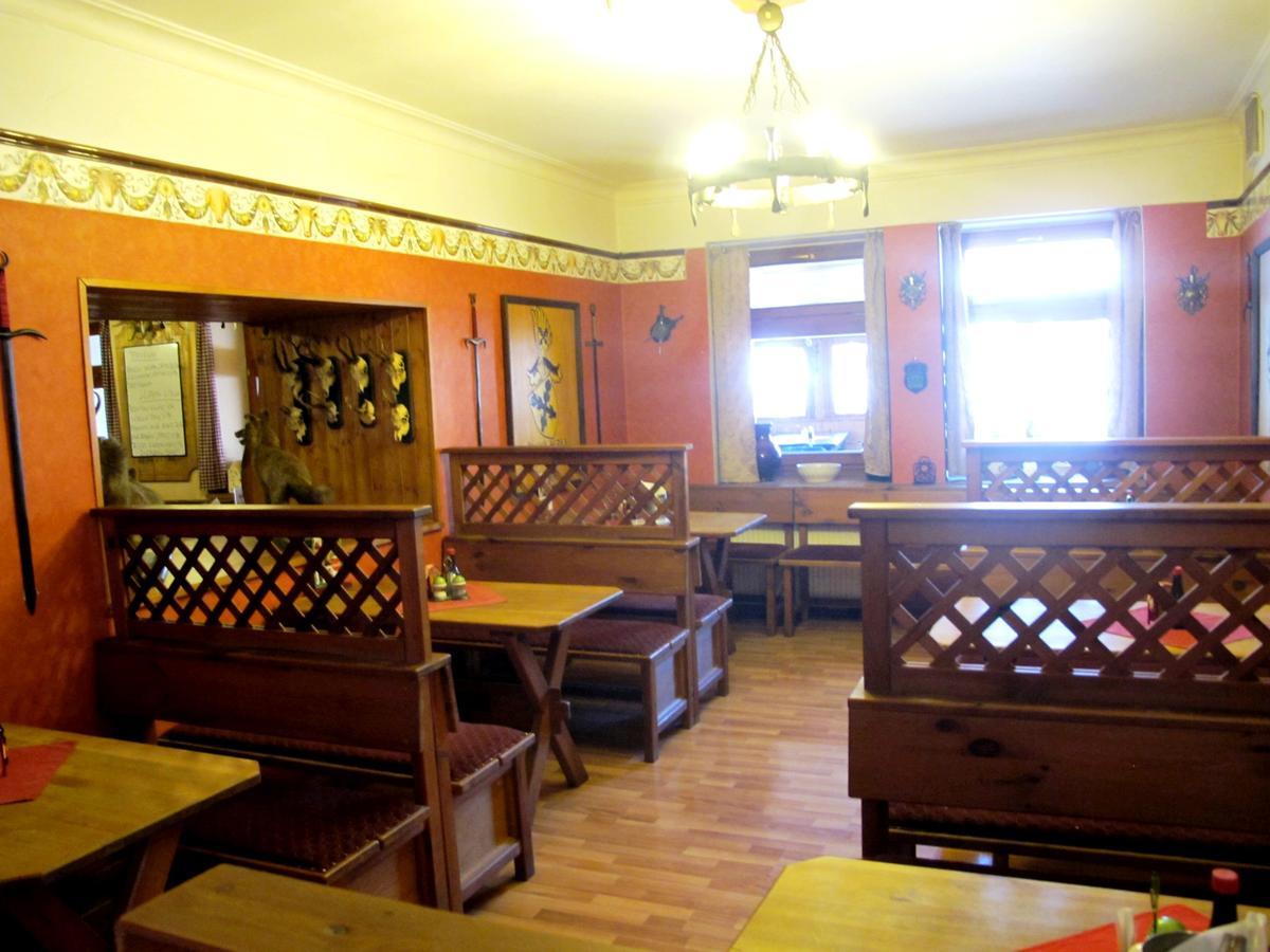 Hotel U Lisky Hostka  외부 사진